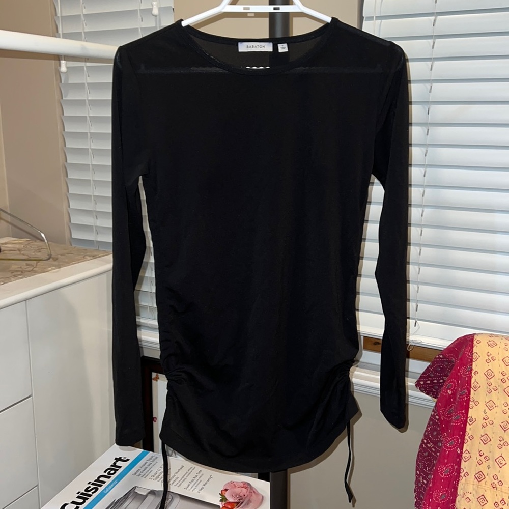 Aritzia Babaton black ruched long sleeved blouse